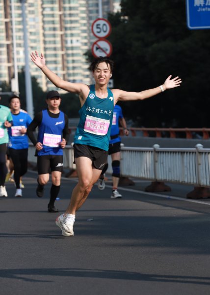 建环2302王帅参加2024年...